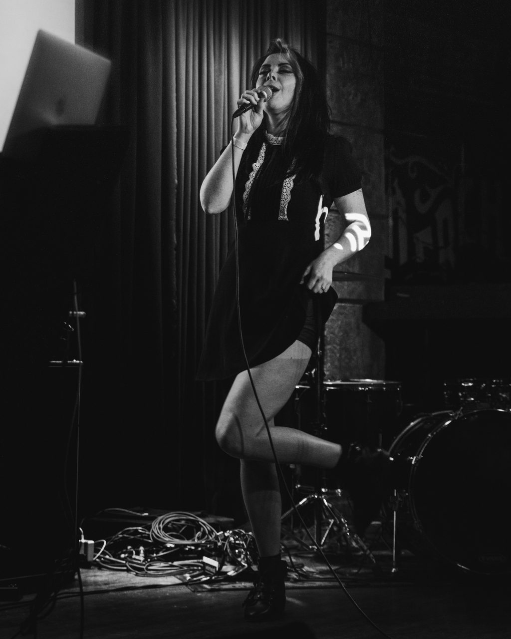 Helix performing live.