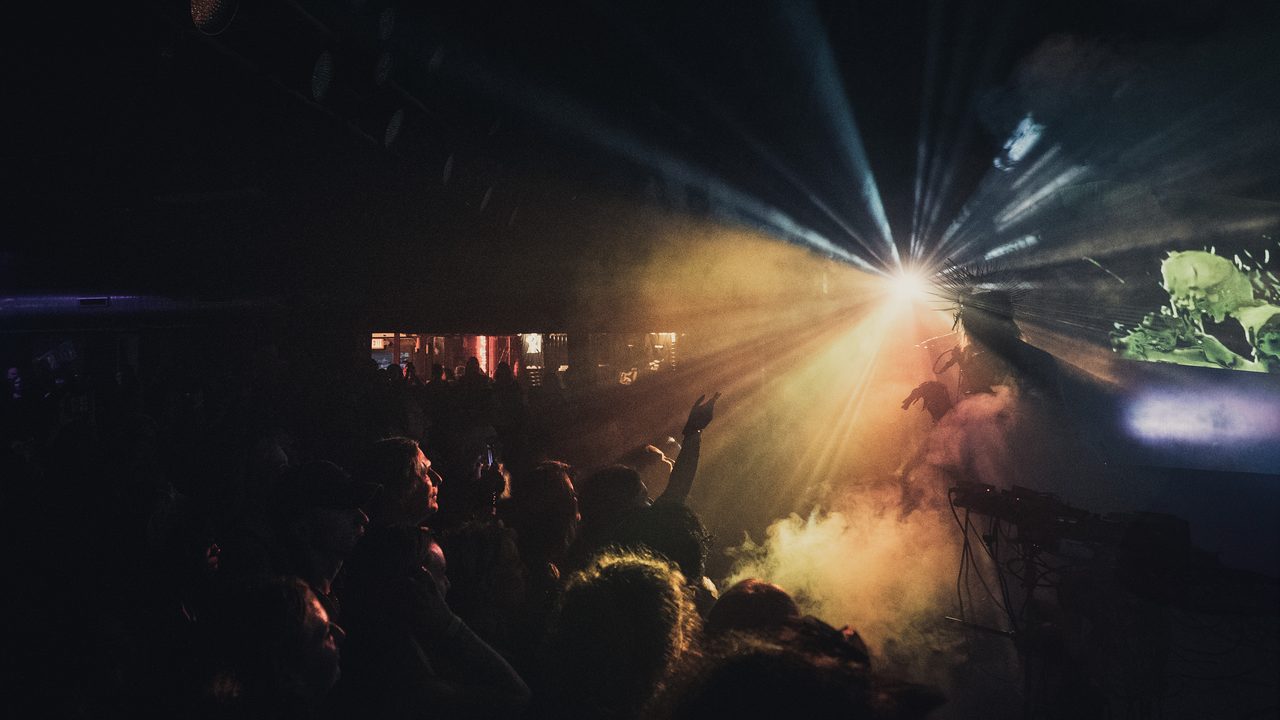 IAMX performing live.